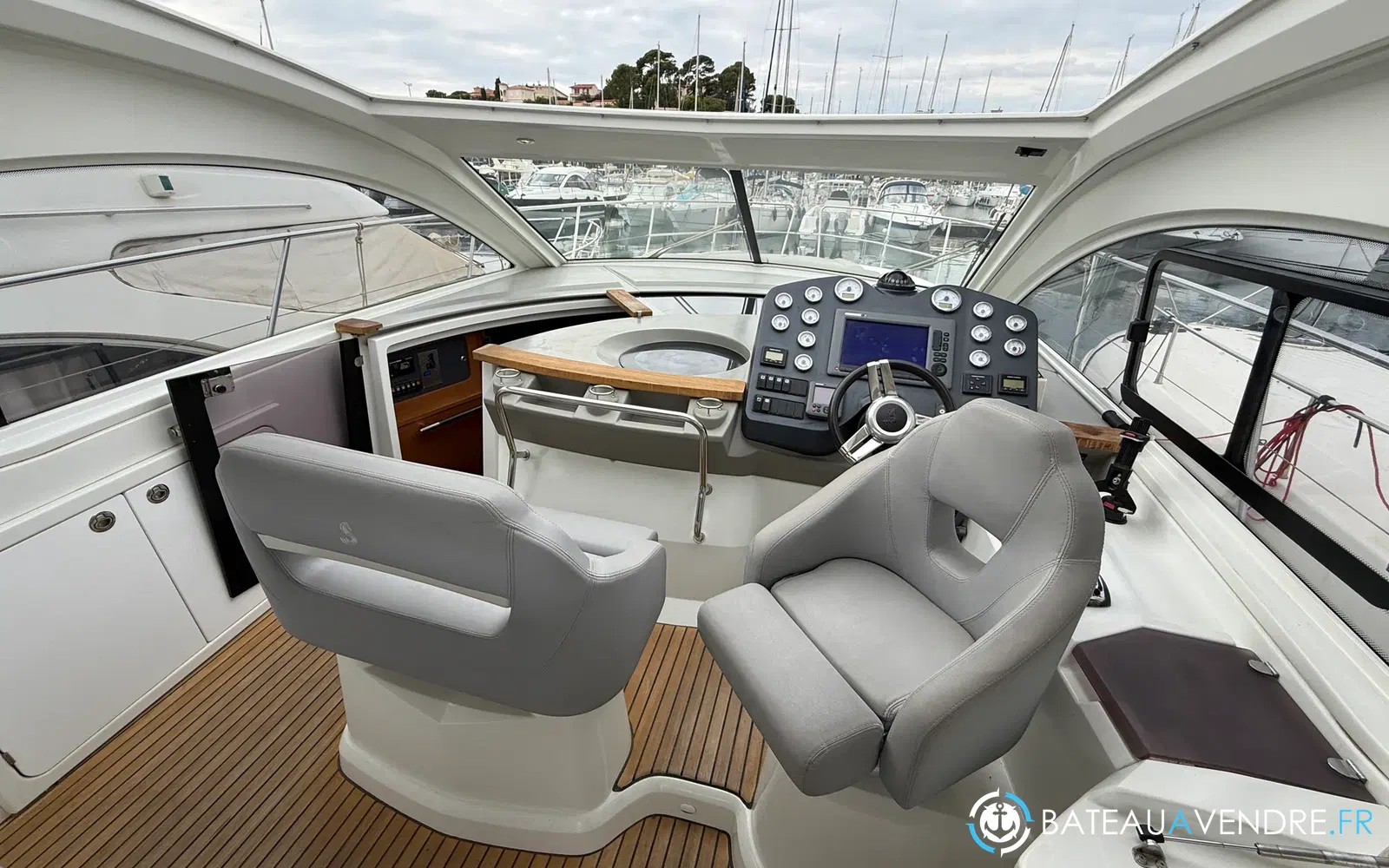 slider 3 Beneteau Monte Carlo 42