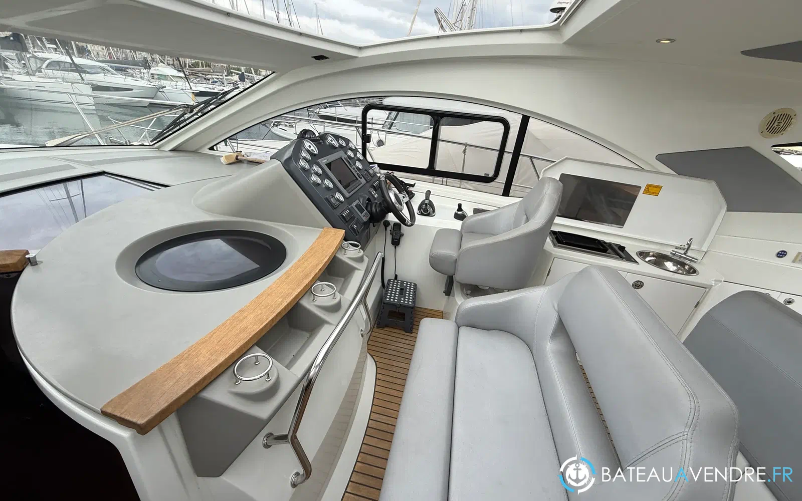 slider 7 Beneteau Monte Carlo 42