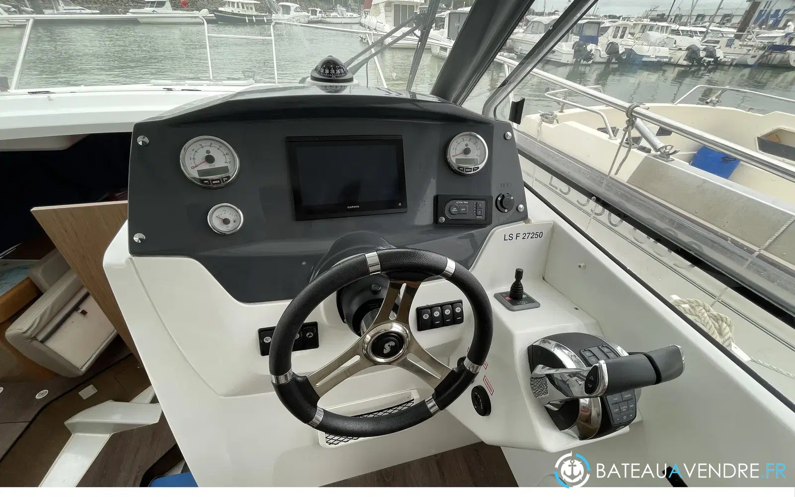 slider 18 Beneteau Antares 8.80