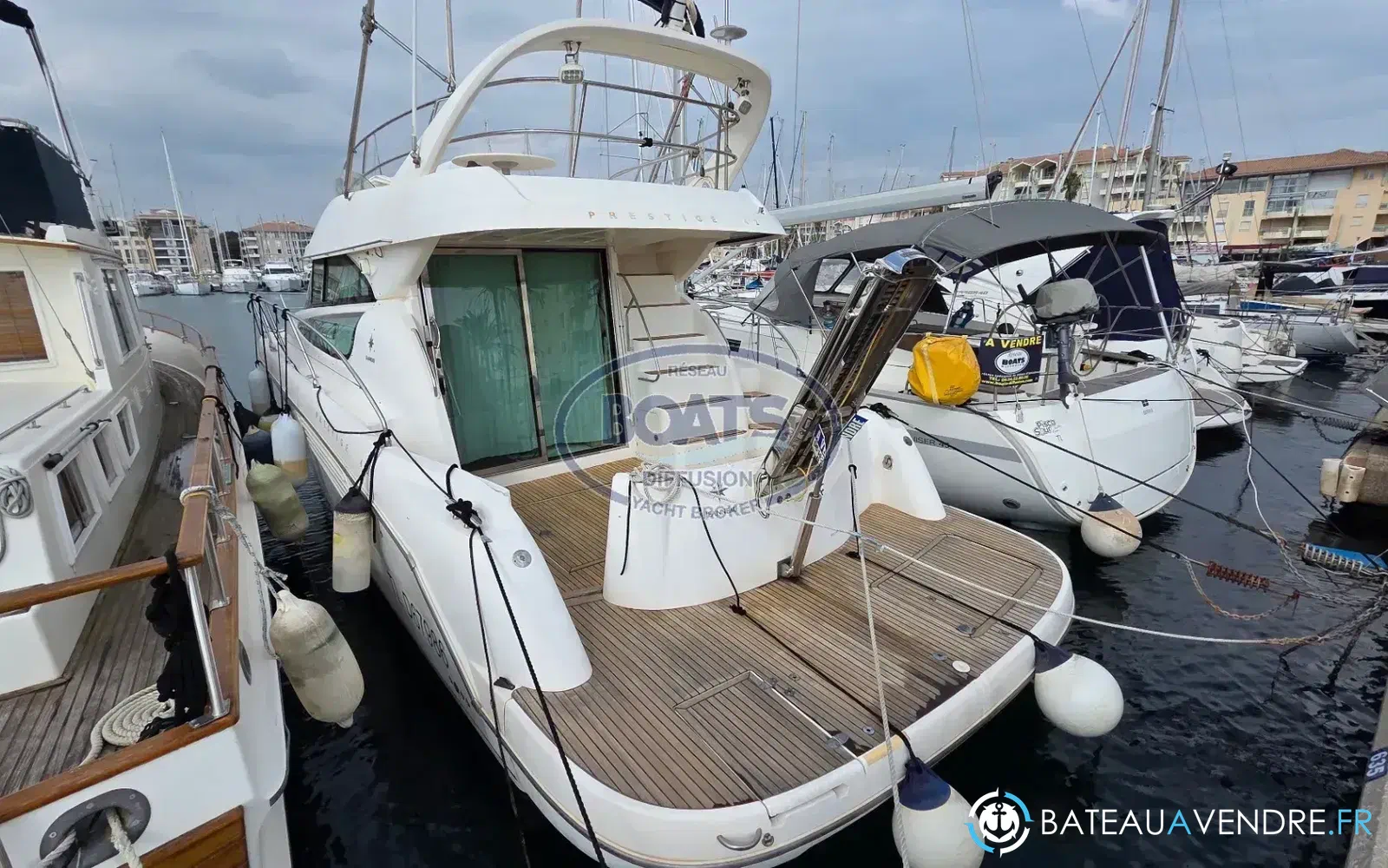 slider 2 Jeanneau Prestige 42 Fly