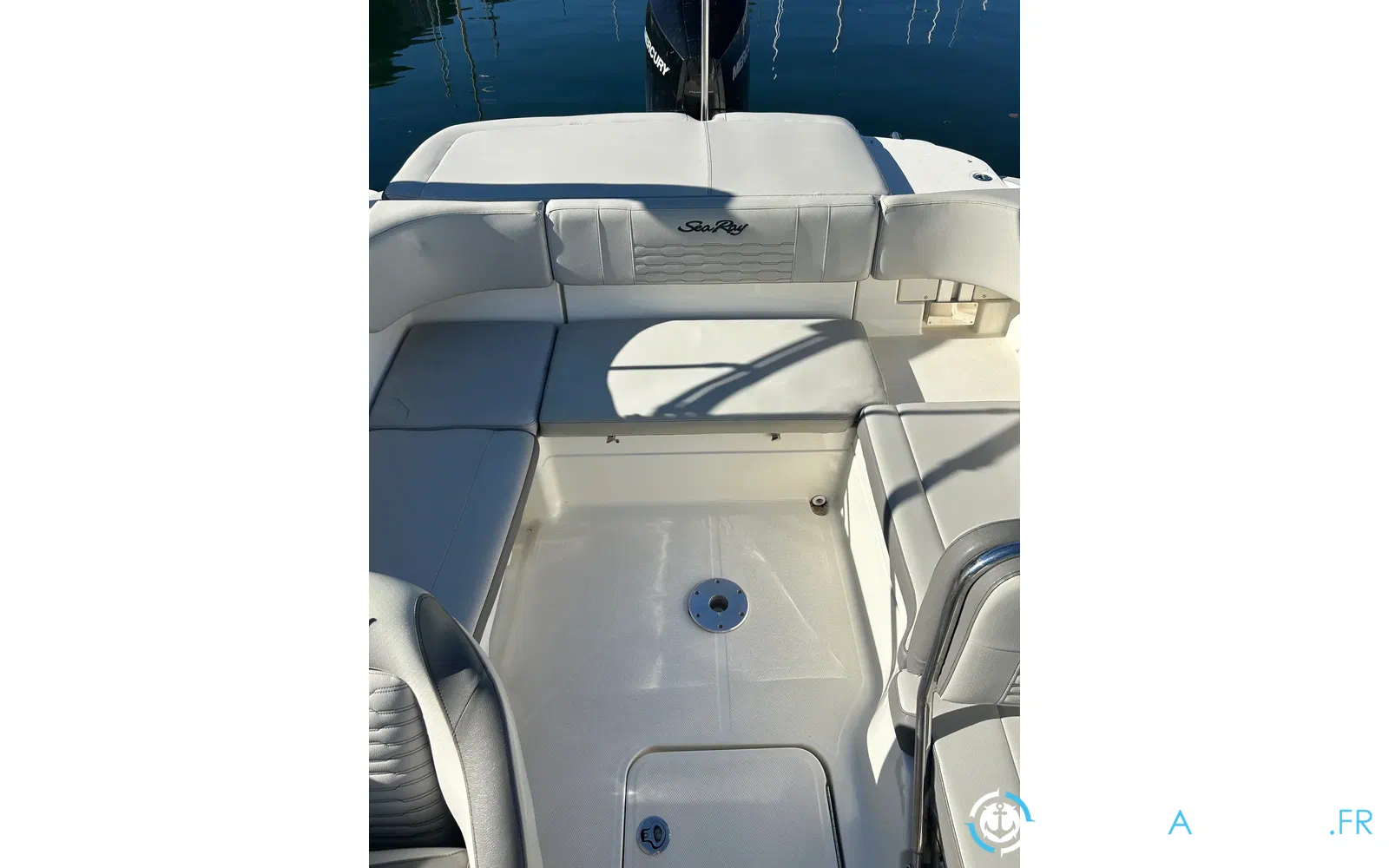 slider 5 Sea Ray 210 SPX OB