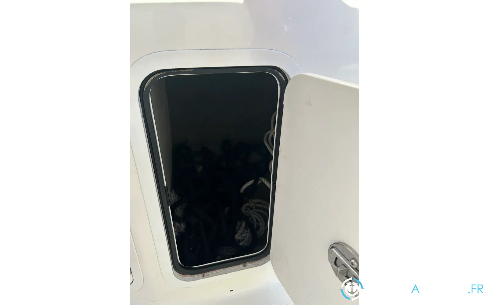 slider 15 Sea Ray 210 SPX OB