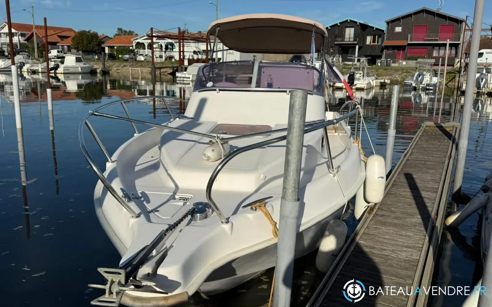 slider 2 B2 Marine Cap Ferret 752 Day Cruiser