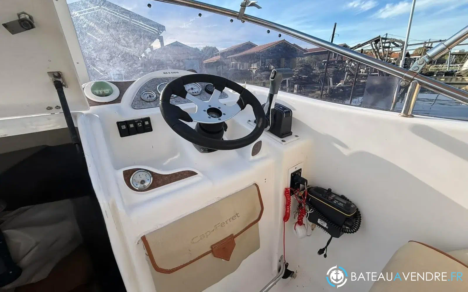 slider 7 B2 Marine Cap Ferret 752 Day Cruiser