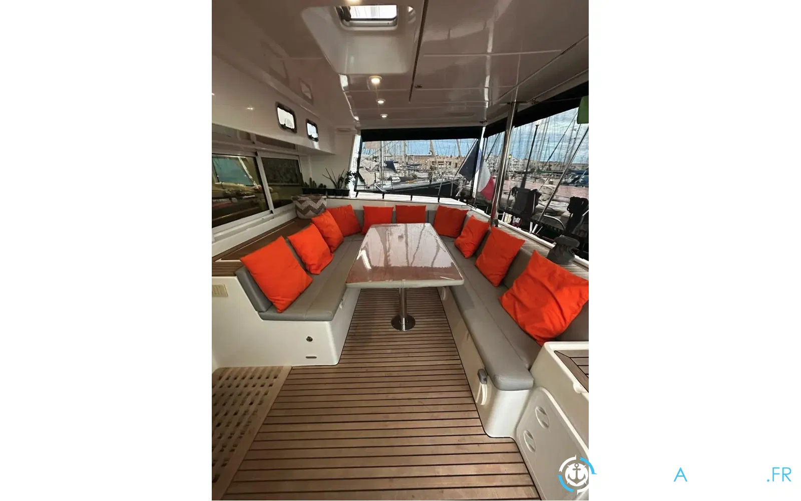 slider 14 Lagoon 500