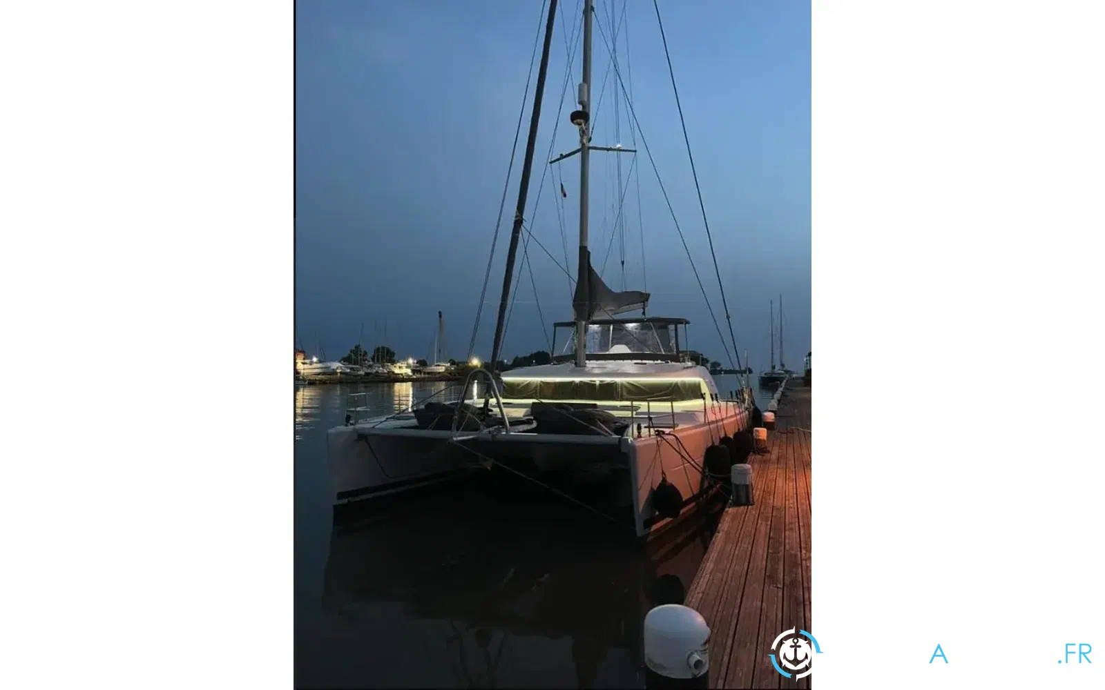 slider 8 Lagoon 500
