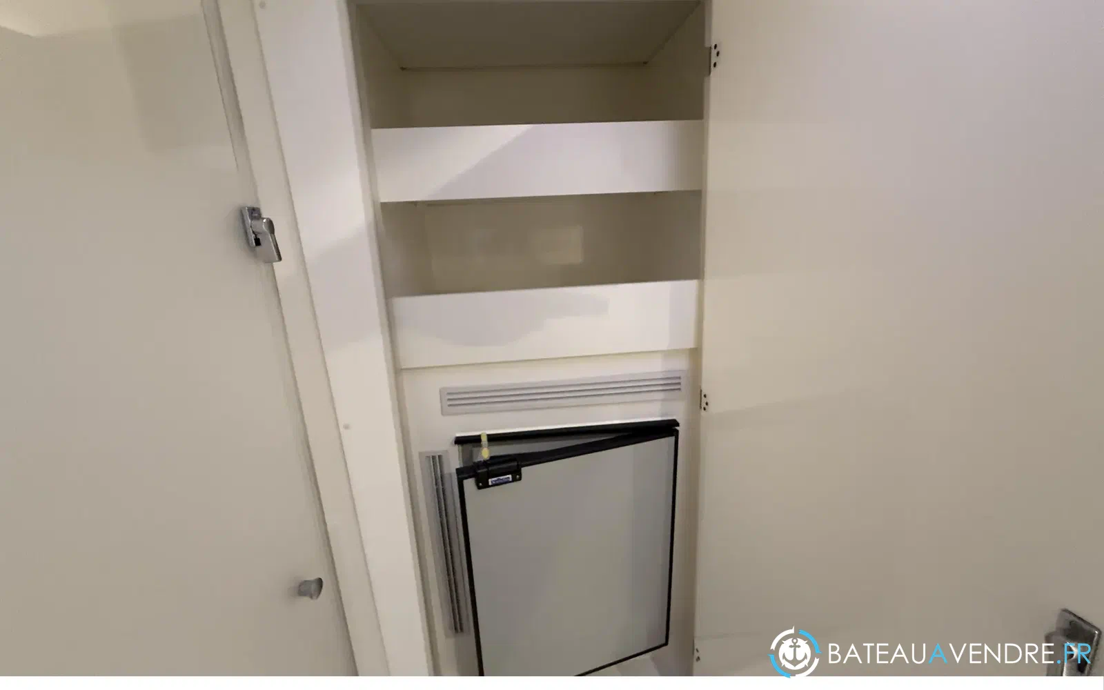 slider 11 Fountaine Pajot Isla 40