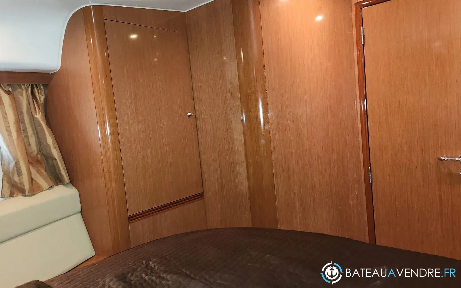 slider 11 Prestige Yachts 42 Fly