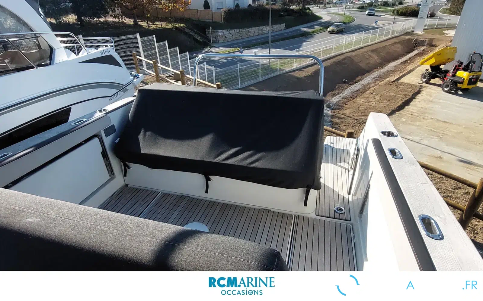 slider 16 Beneteau Flyer 8.8 SPACEdeck