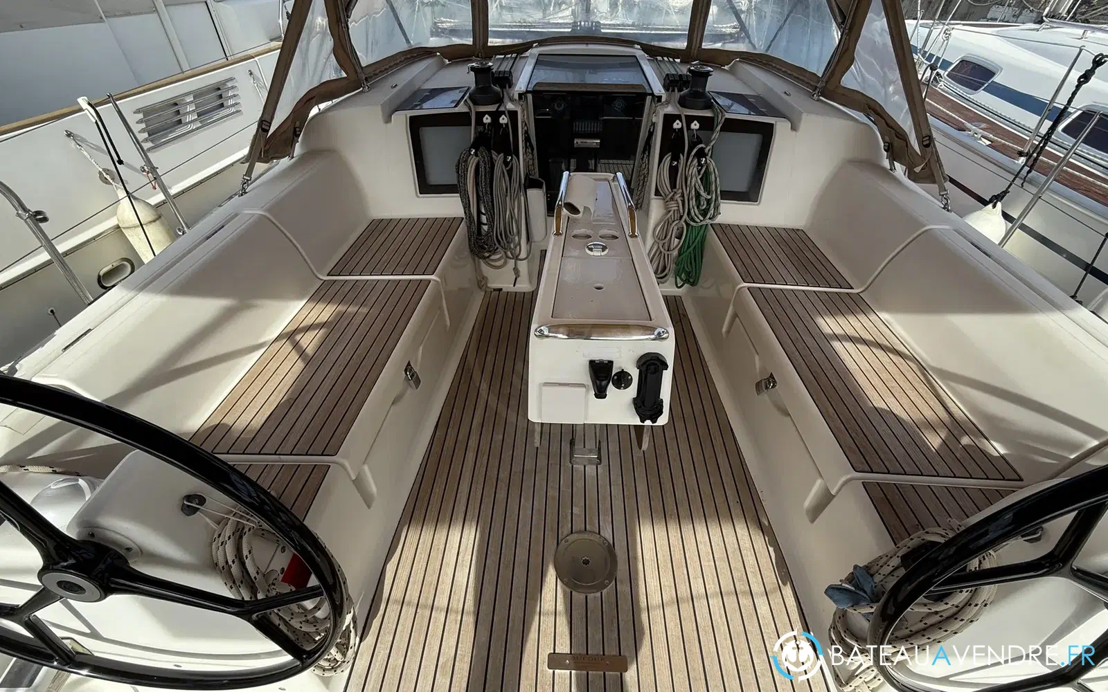 slider 4 Dufour 382 Grand Large