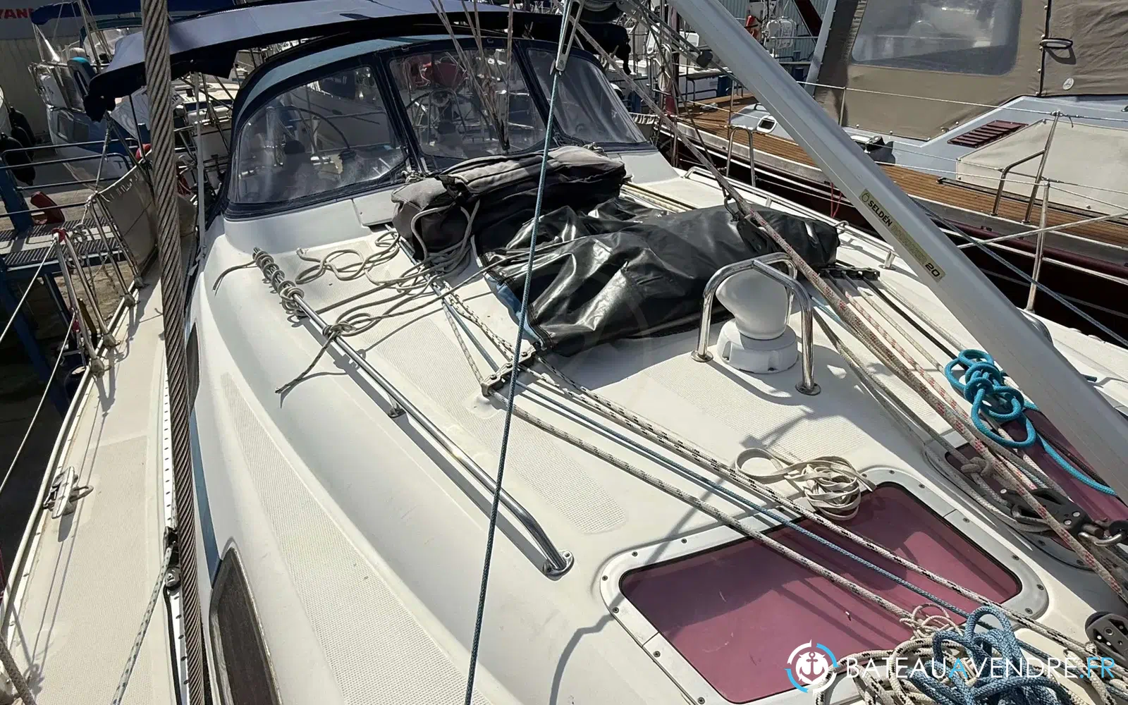 slider 9 Bavaria 42 cruiser