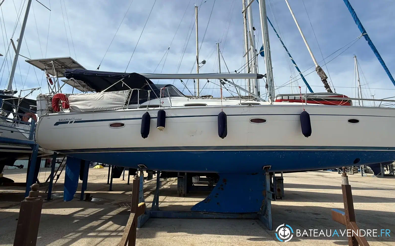slider 1 Bavaria 42 cruiser