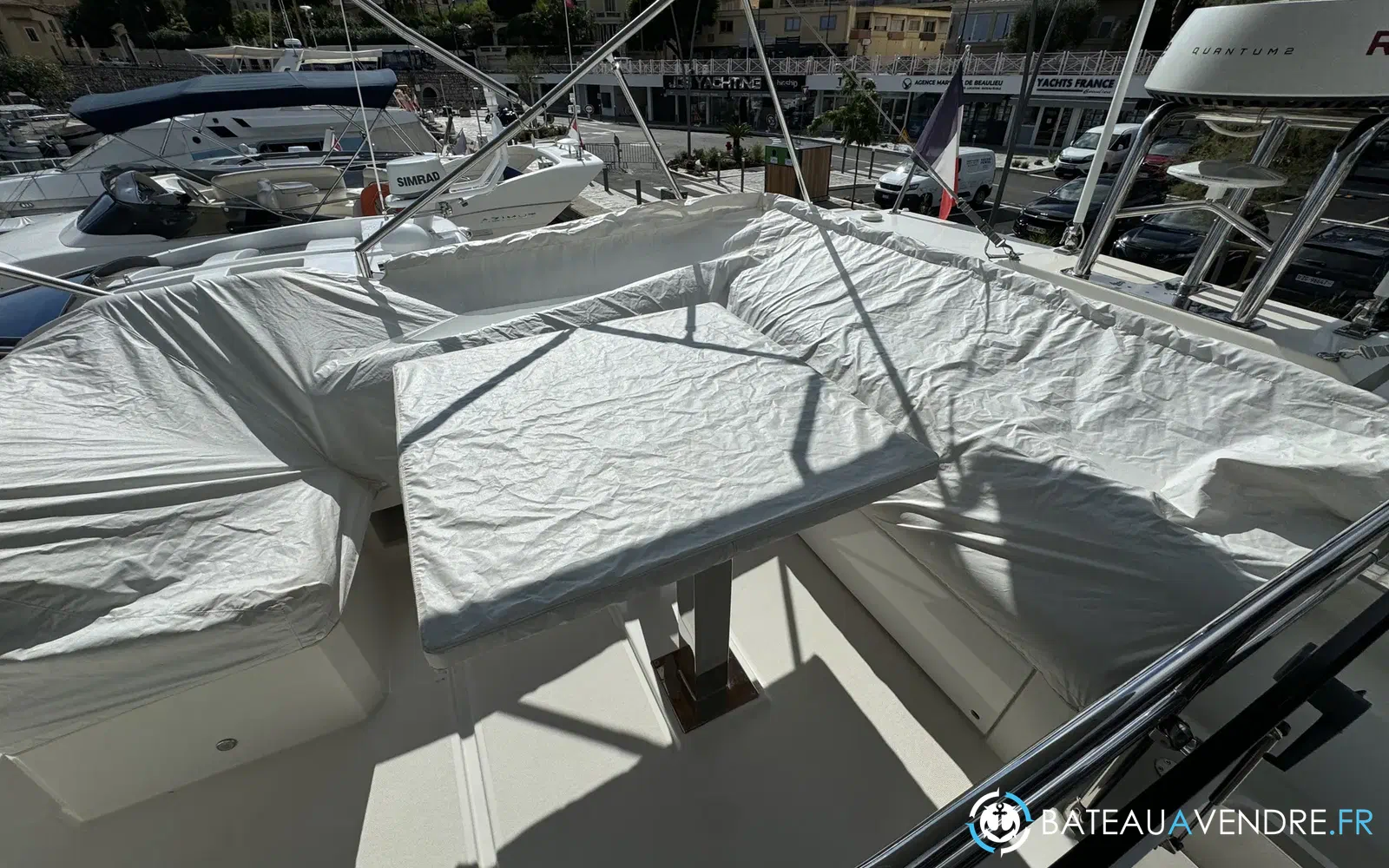slider 26 Prestige Yachts 520 Fly