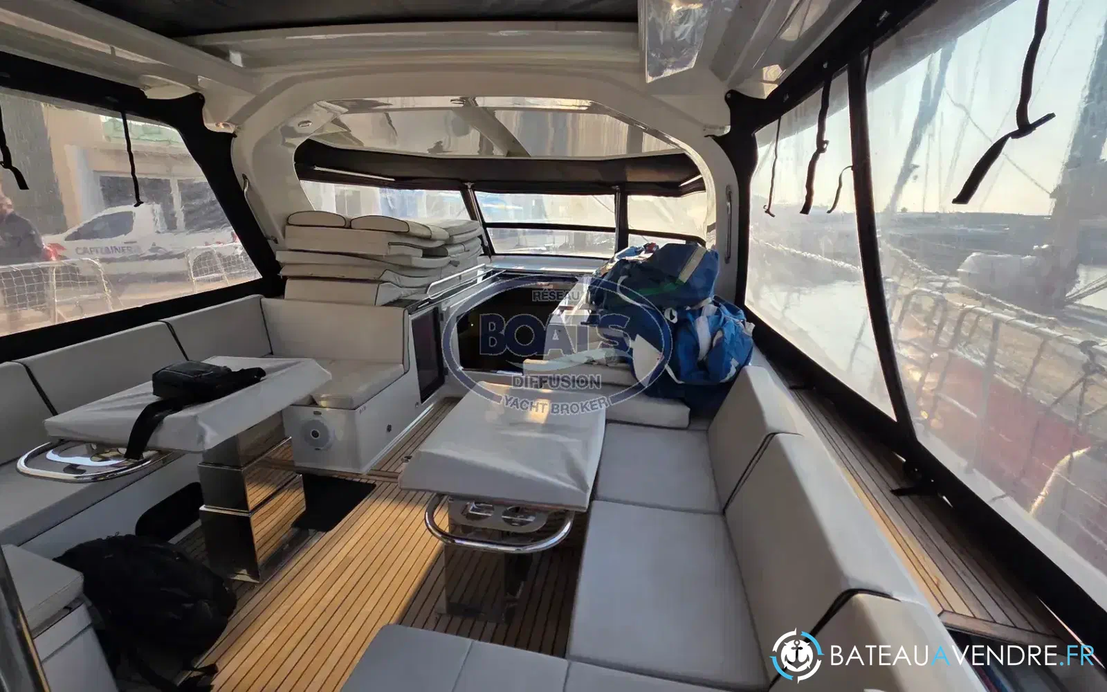 slider 4 Beneteau Oceanis Yacht 62