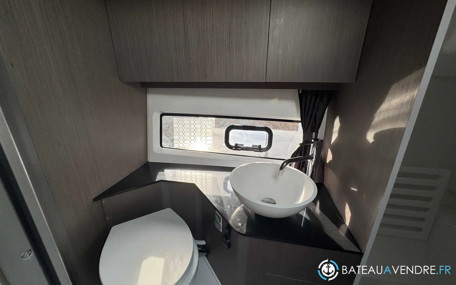 slider 17 Beneteau Gran Turismo 32