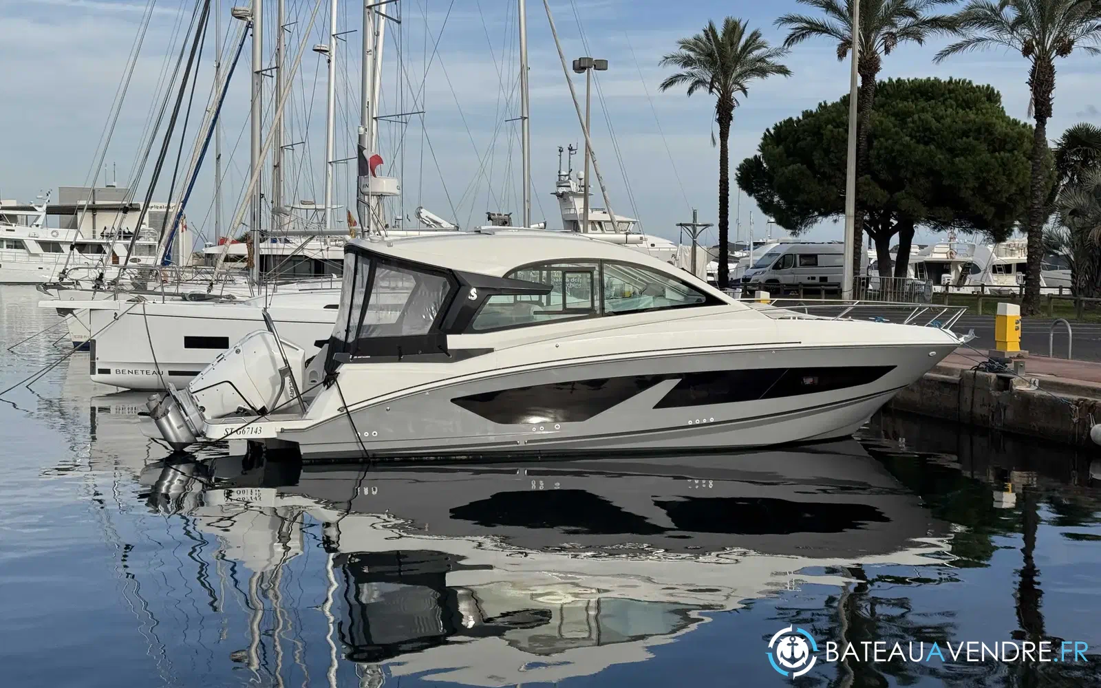 slider 2 Beneteau Gran Turismo 32