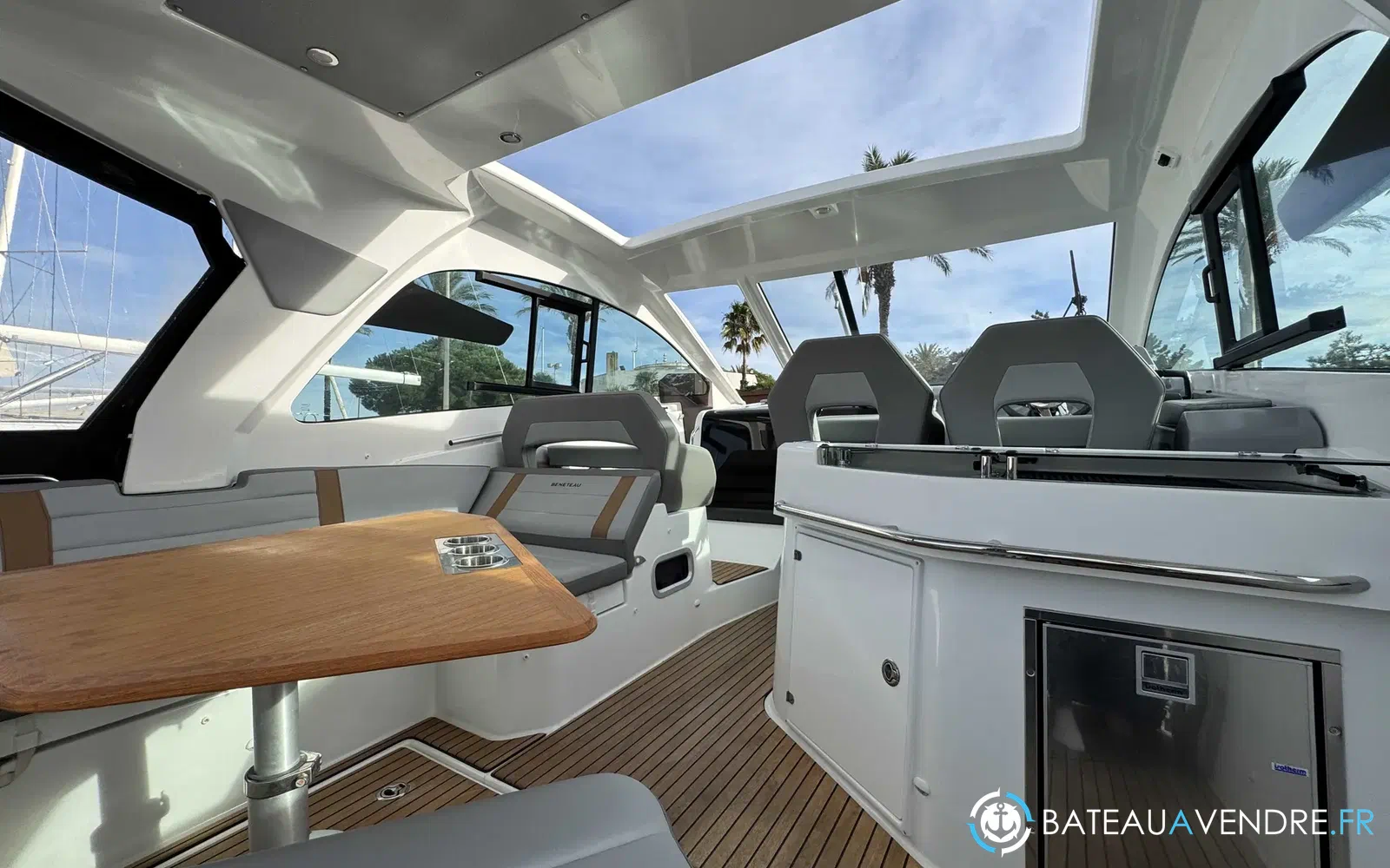 slider 4 Beneteau Gran Turismo 32