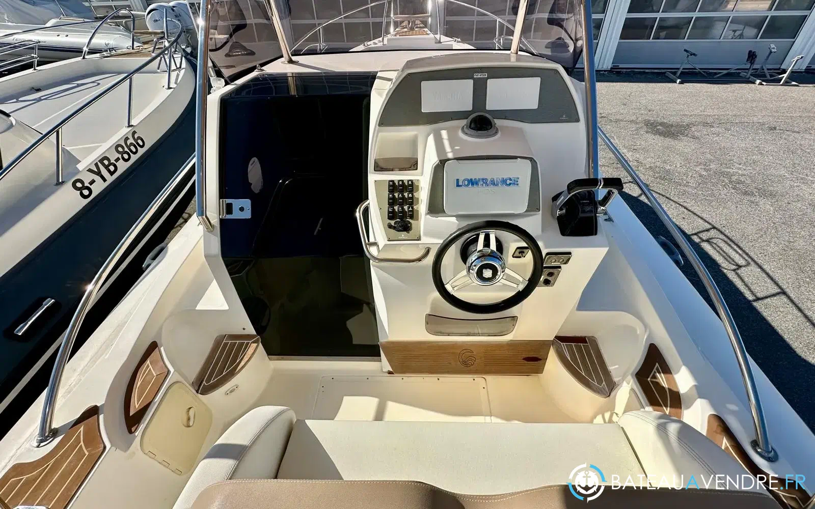 slider 9 Capelli Tempest 1000 WA