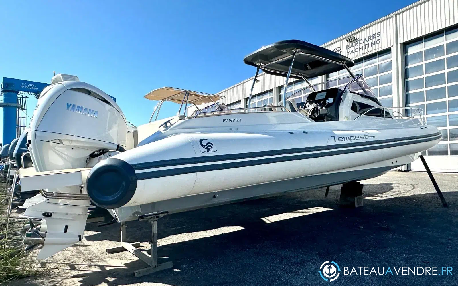 slider 1 Capelli Tempest 1000 WA