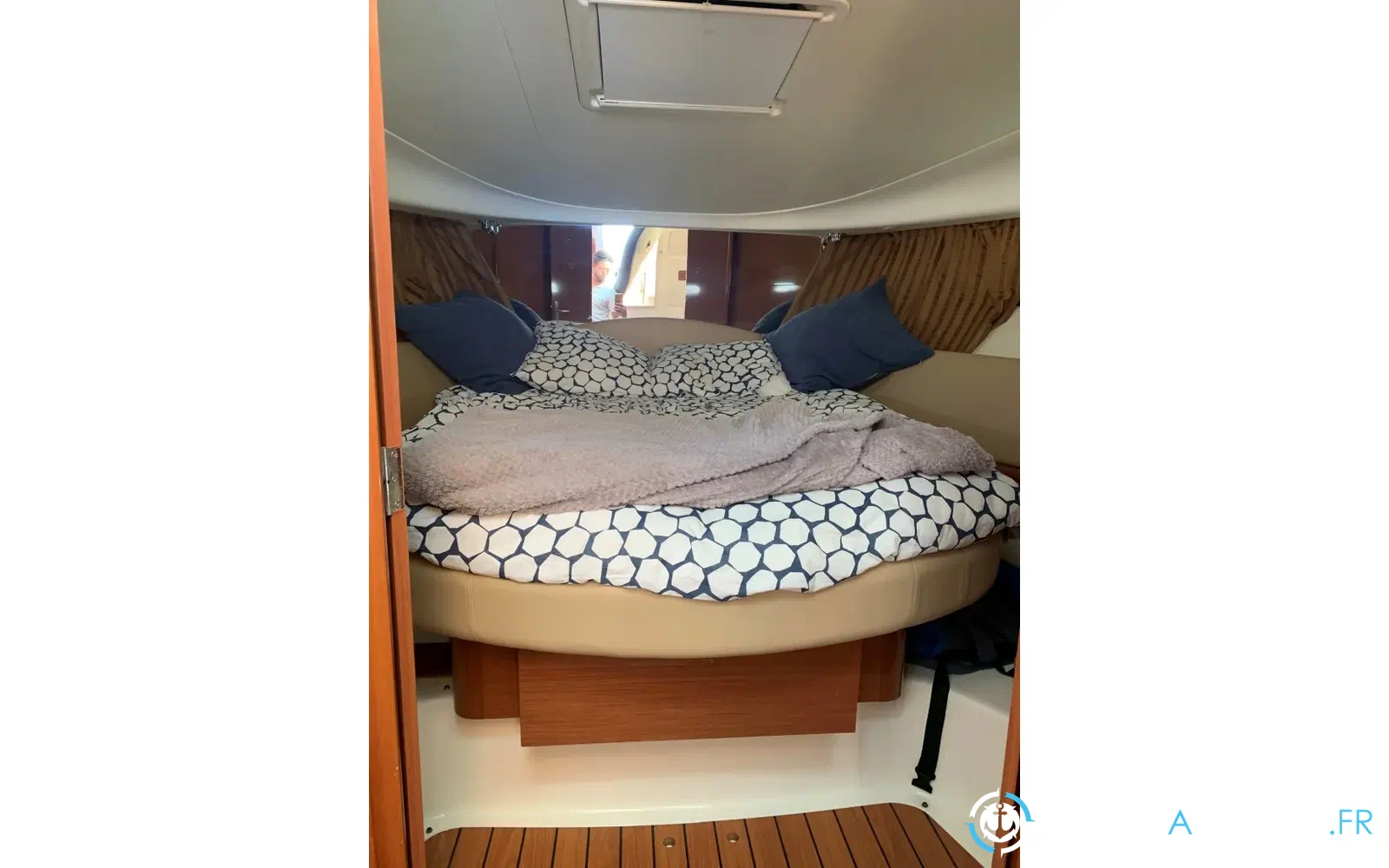 slider 11 Jeanneau Prestige 34