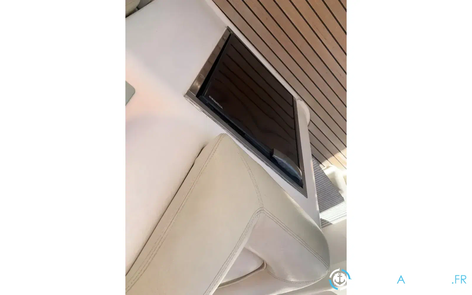 slider 4 Jeanneau Prestige 34