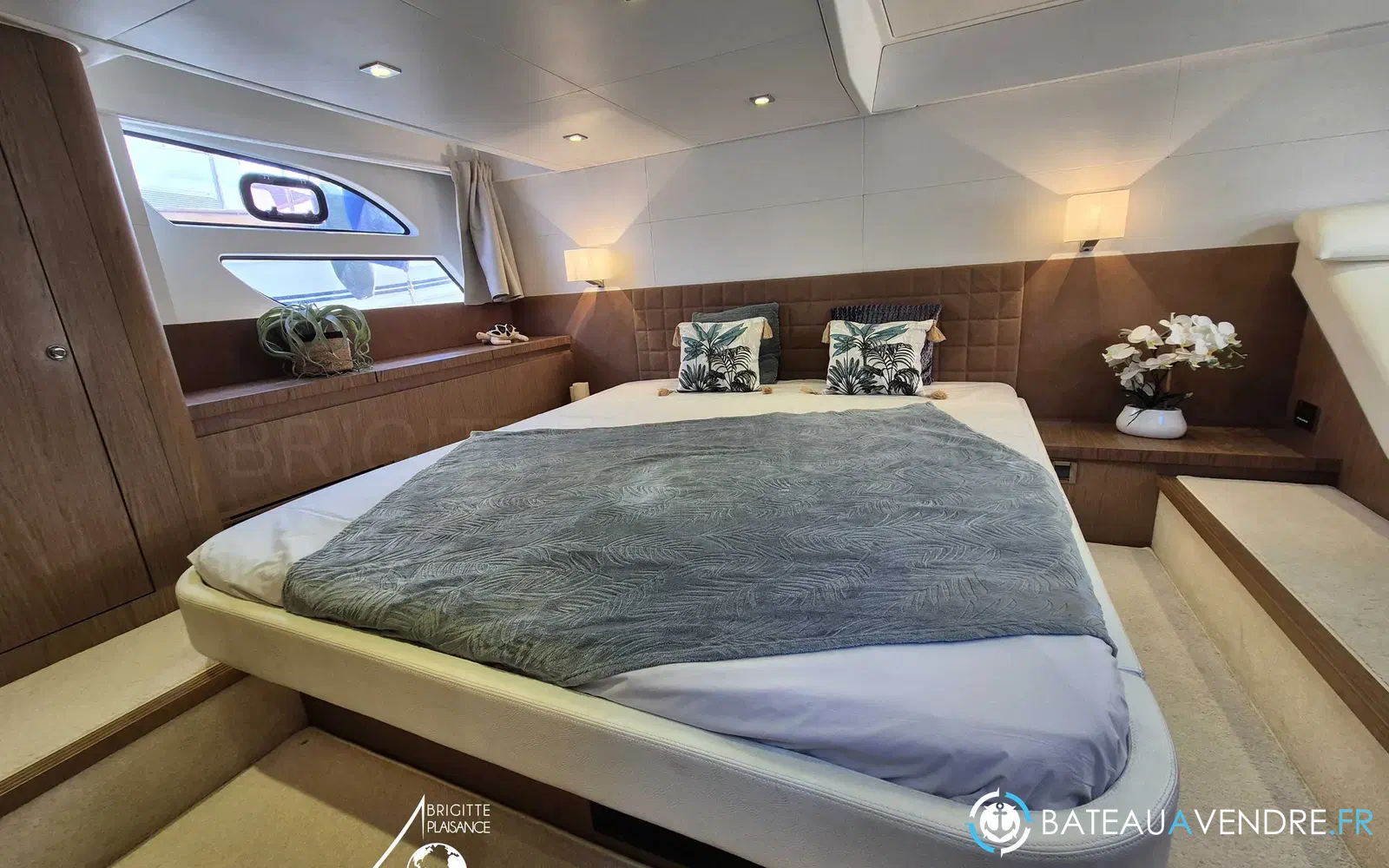 slider 4 Beneteau Gran Turismo 49 Fly