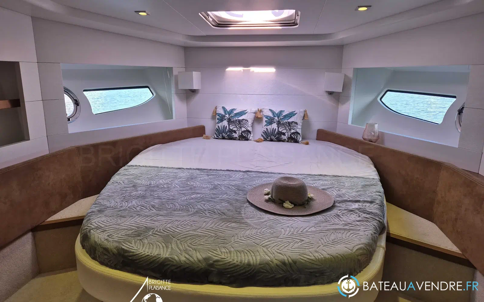 slider 14 Beneteau Gran Turismo 49 Fly