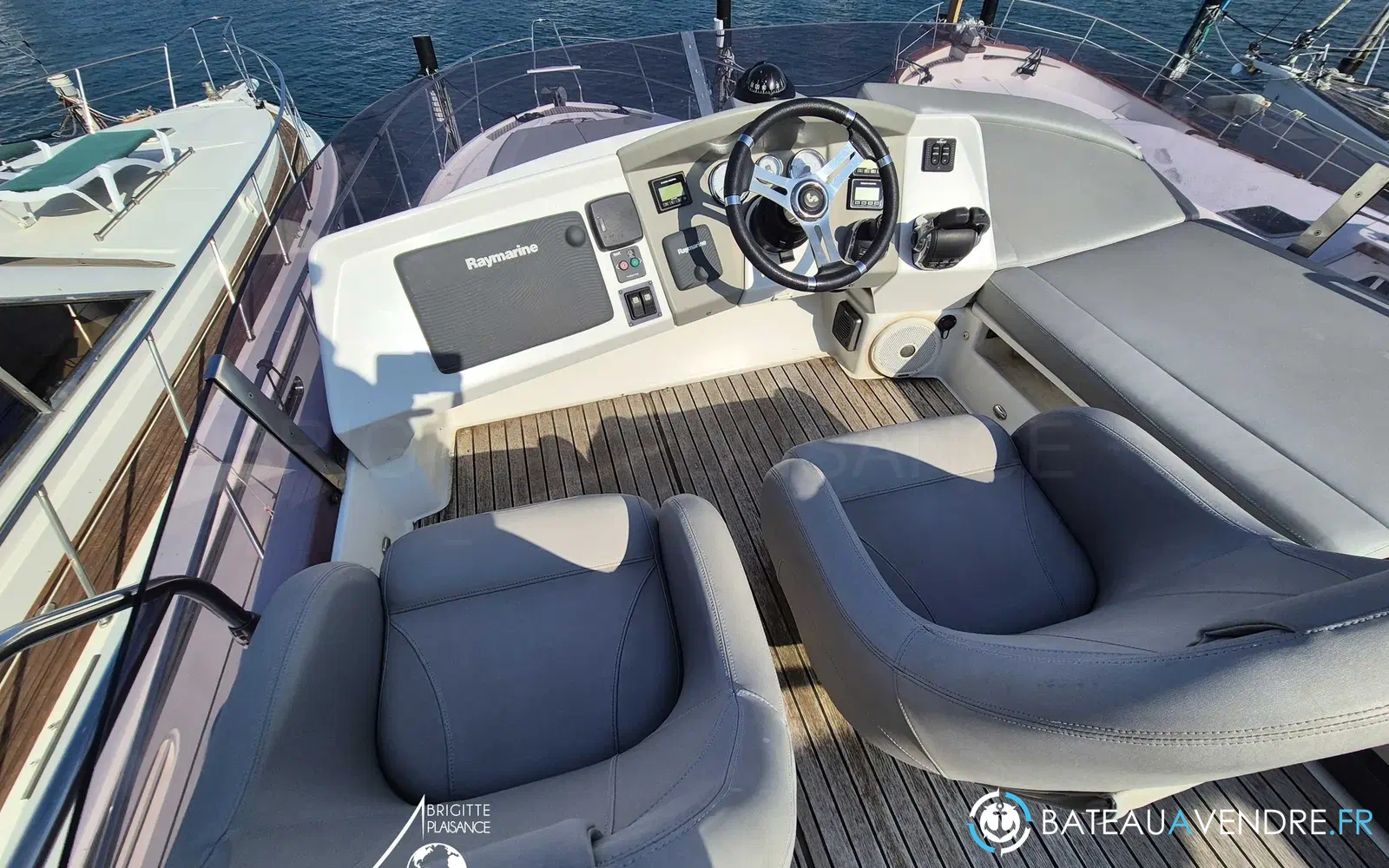 slider 5 Beneteau Gran Turismo 49 Fly