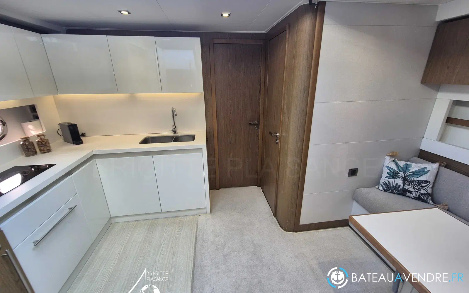 slider 10 Beneteau Gran Turismo 49 Fly