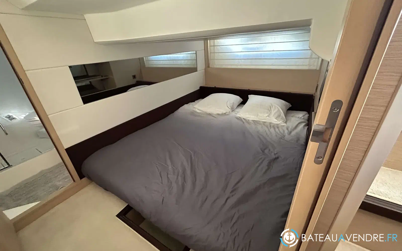 slider 12 Prestige Yachts 420 Fly