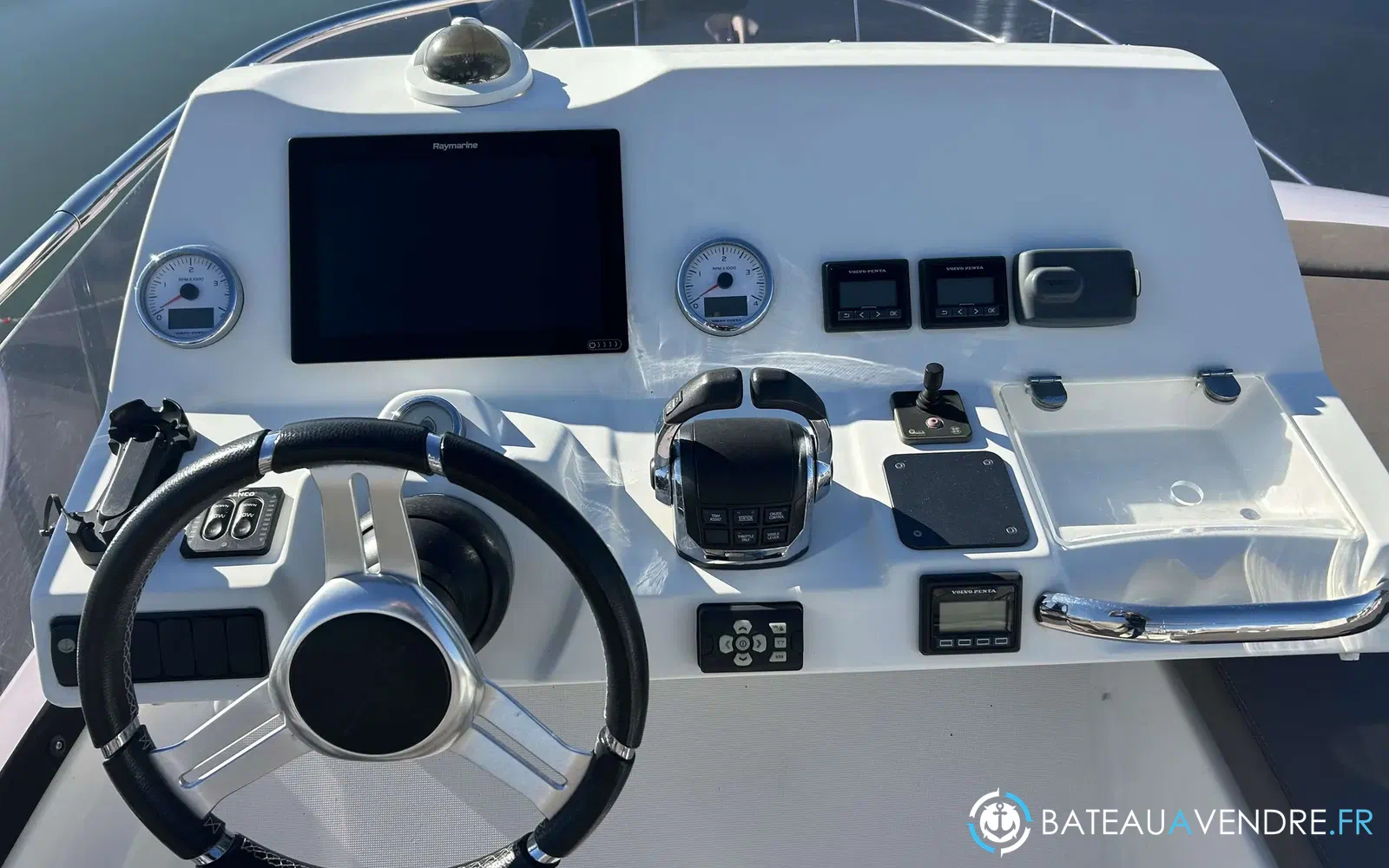 slider 17 Prestige Yachts 420 Fly