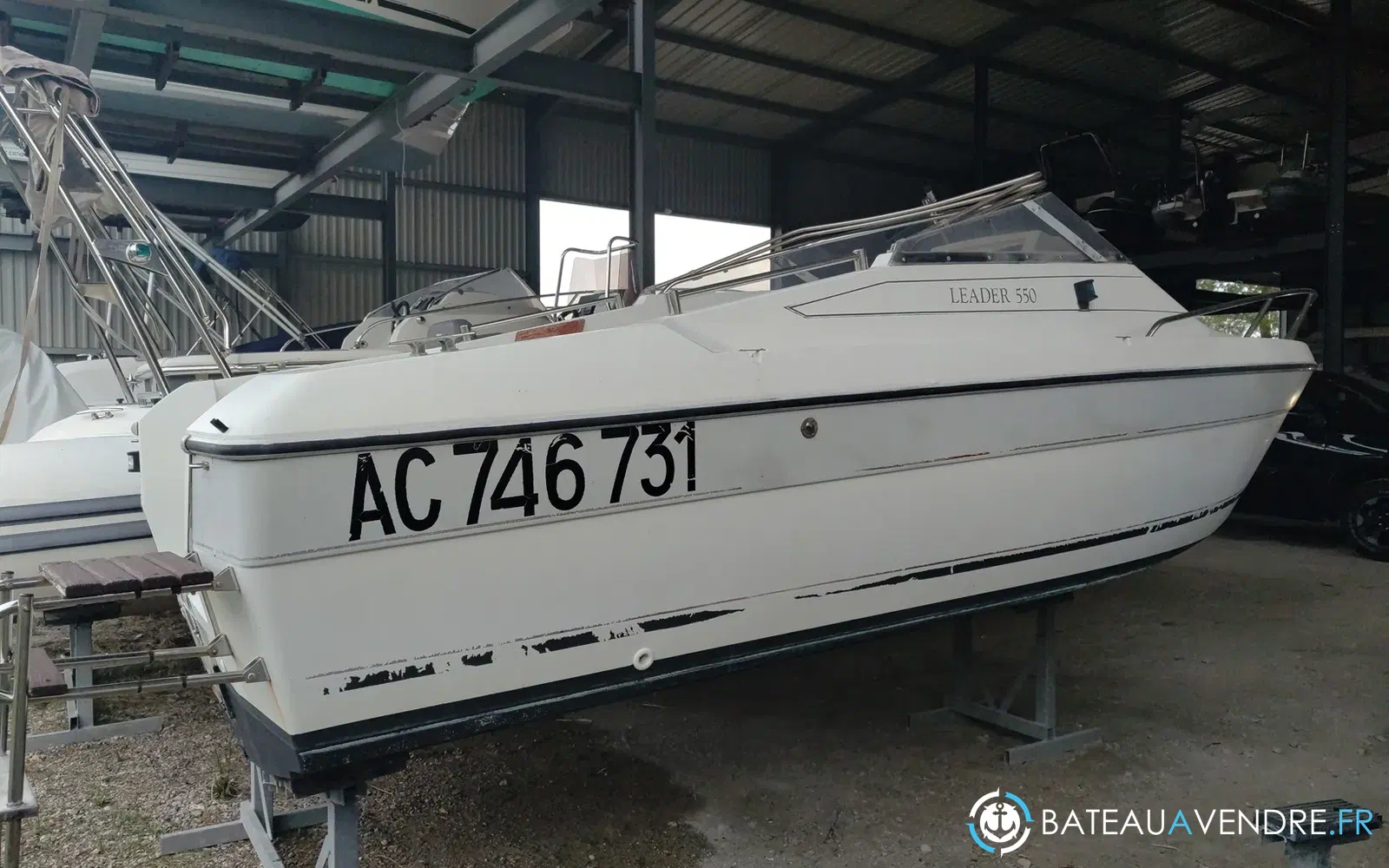 slider 2 Jeanneau Leader 550