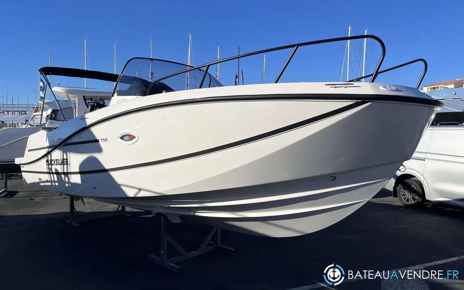 slider 1 Quicksilver Activ 755 Sundeck