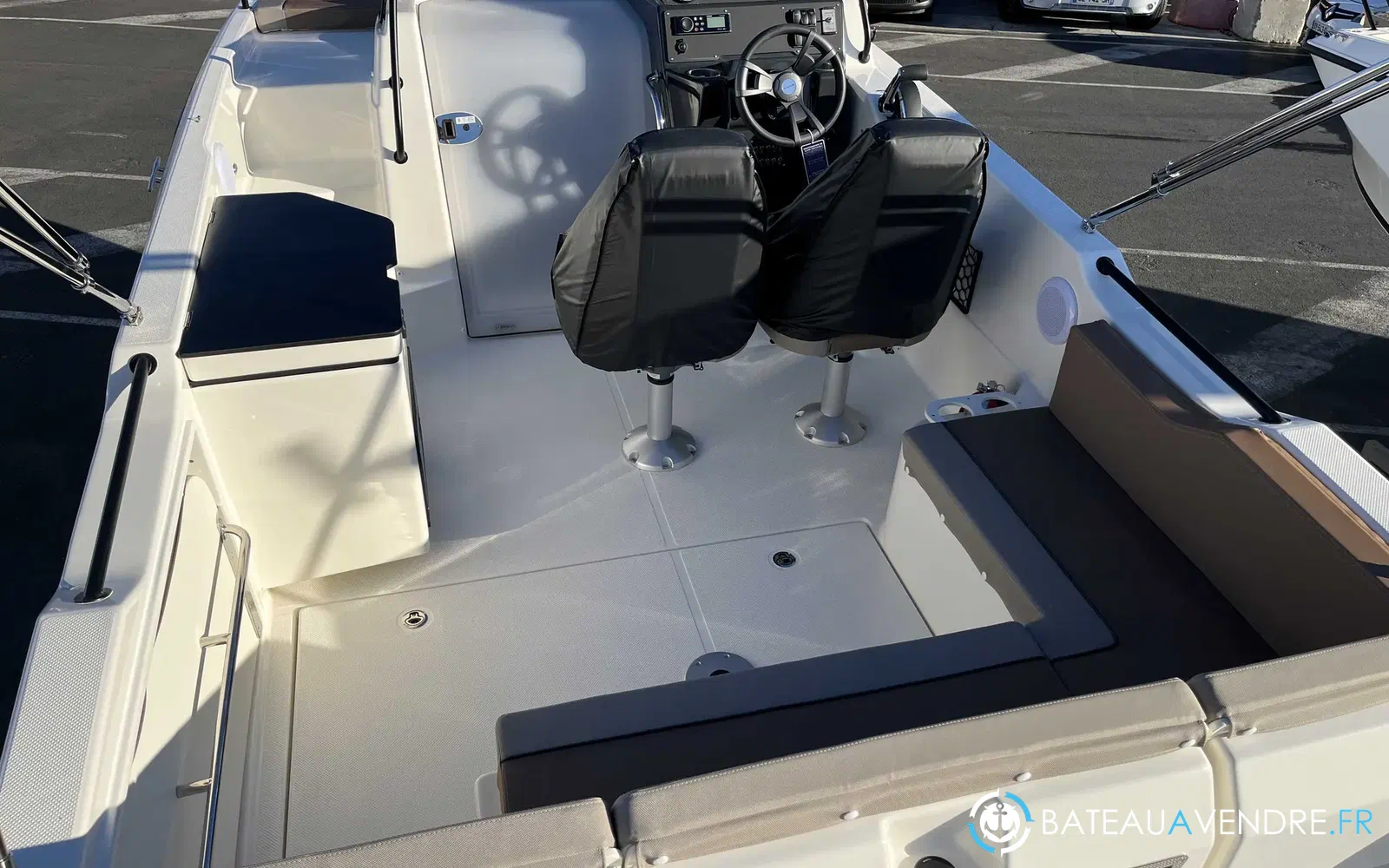slider 2 Quicksilver Activ 755 Sundeck