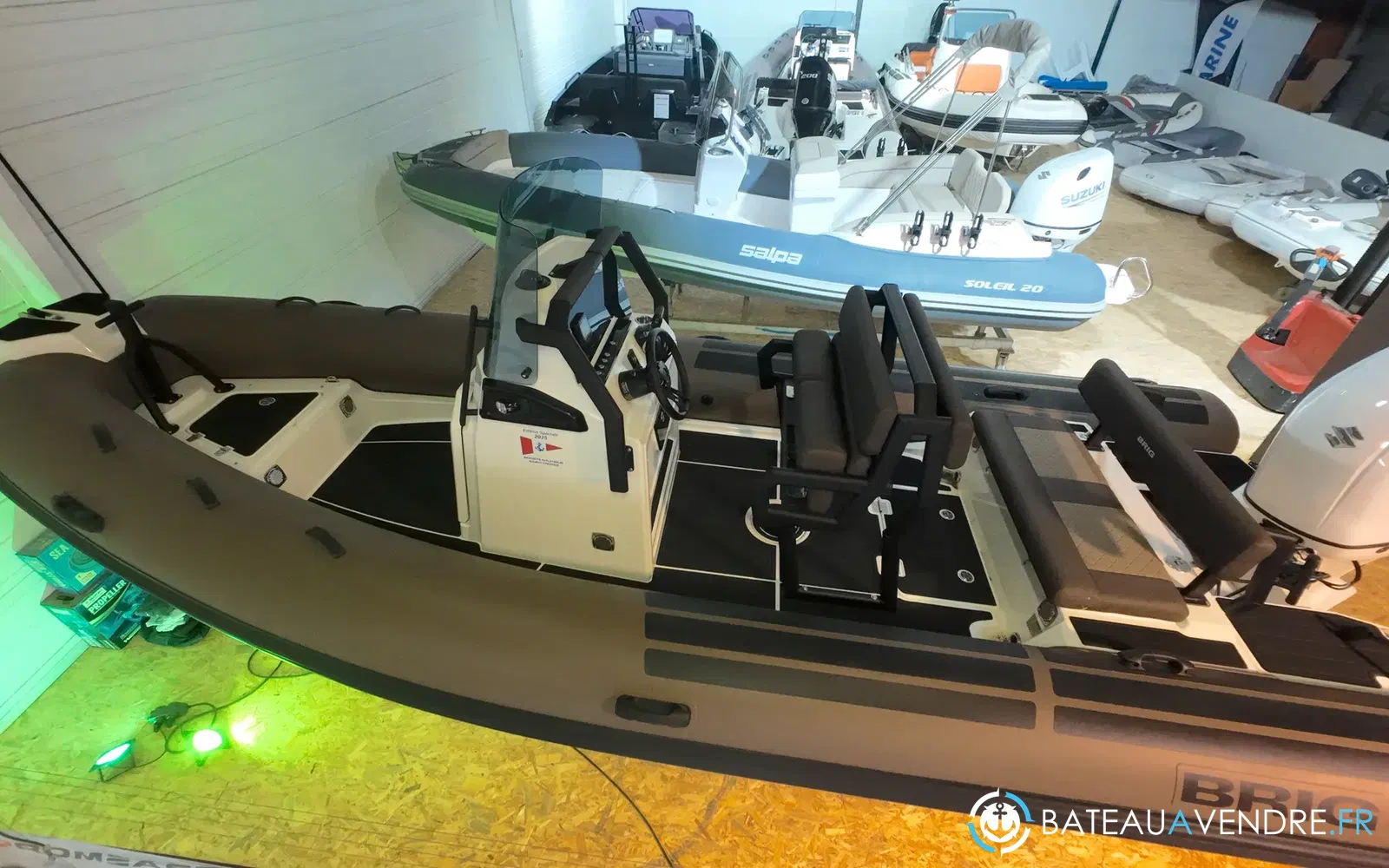 slider 1 Brig Navigator 20