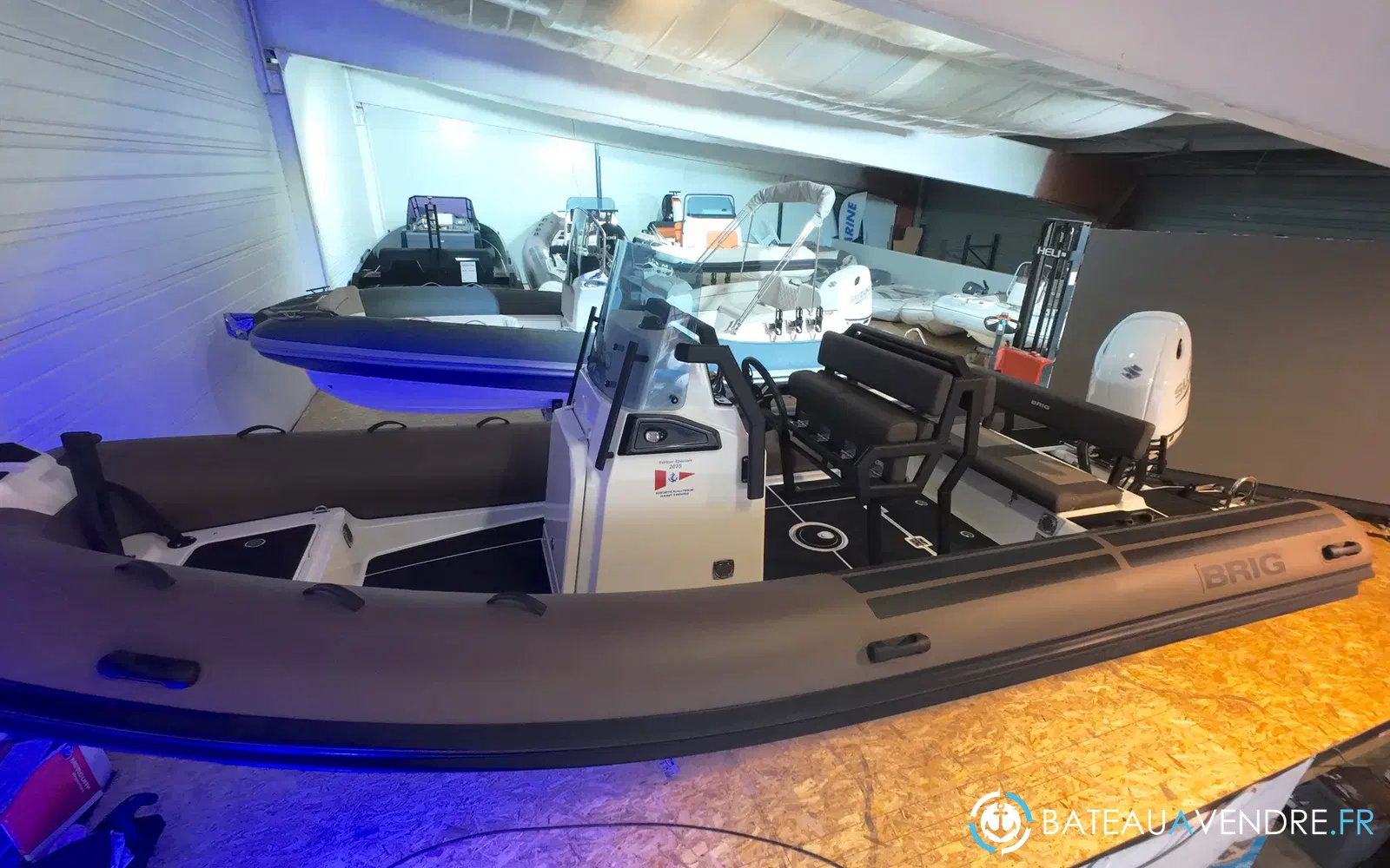 slider 3 Brig Navigator 20
