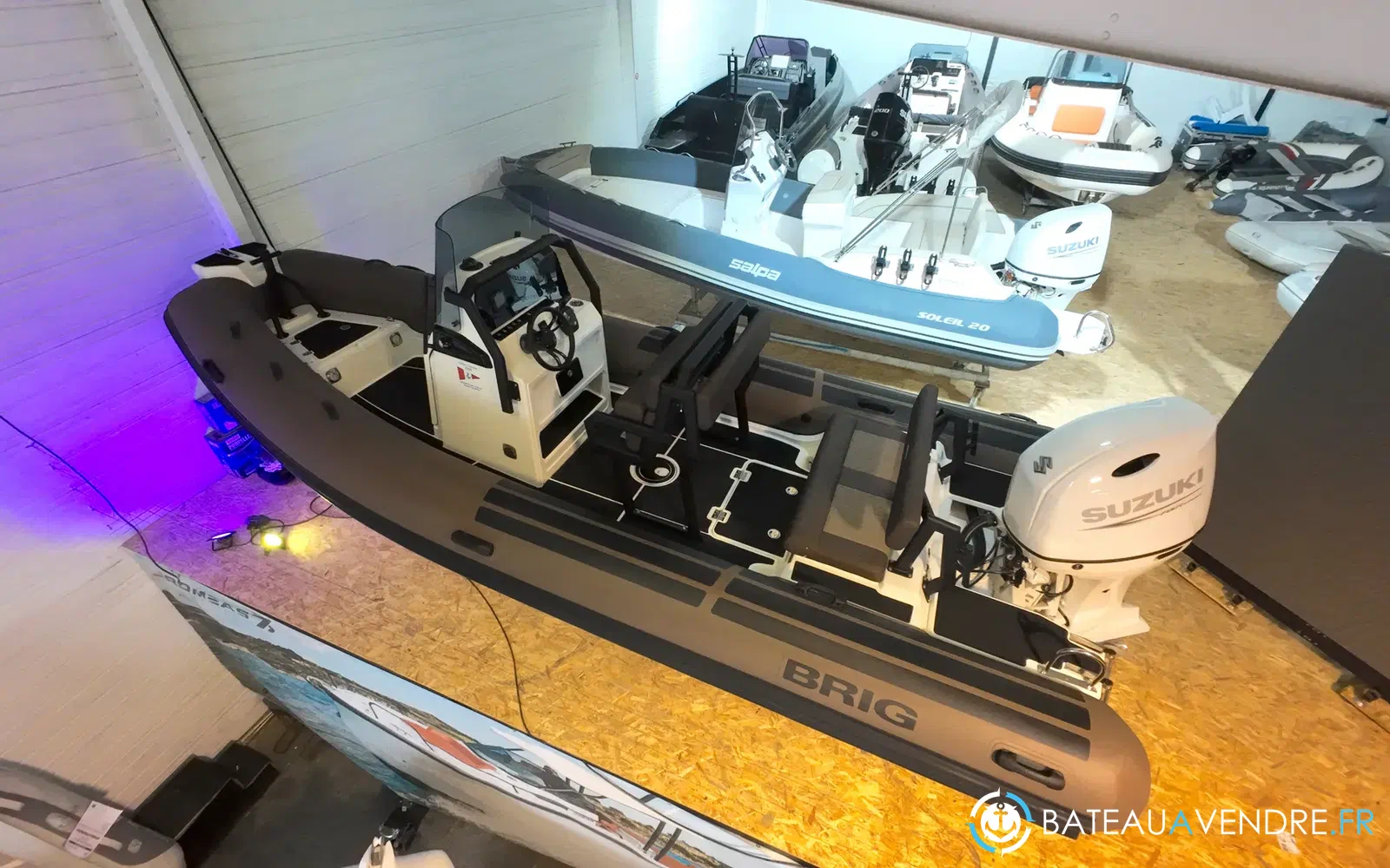 slider 5 Brig Navigator 20
