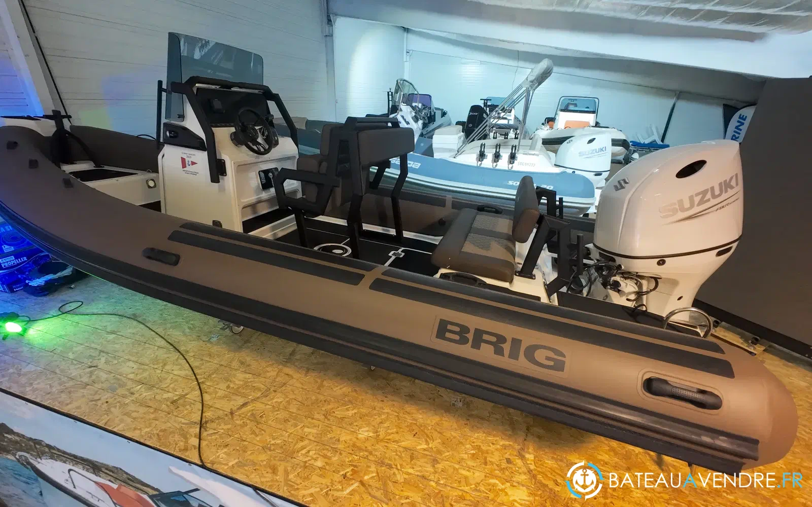 slider 7 Brig Navigator 20