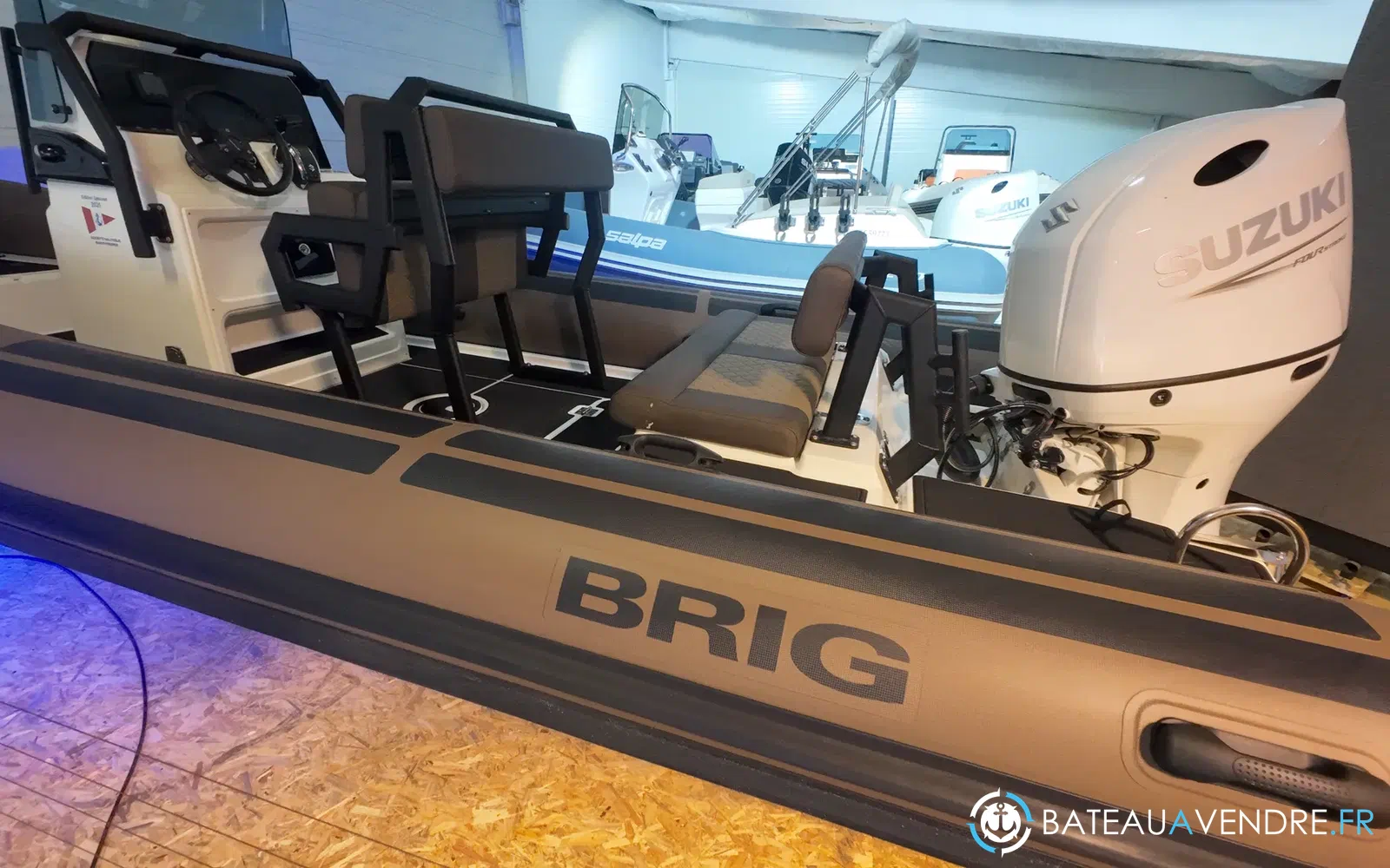 slider 8 Brig Navigator 20