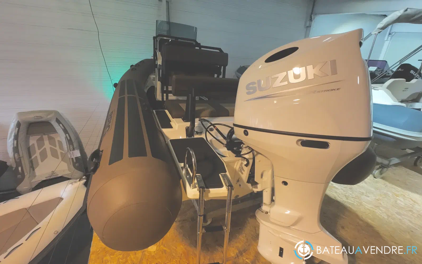 slider 9 Brig Navigator 20