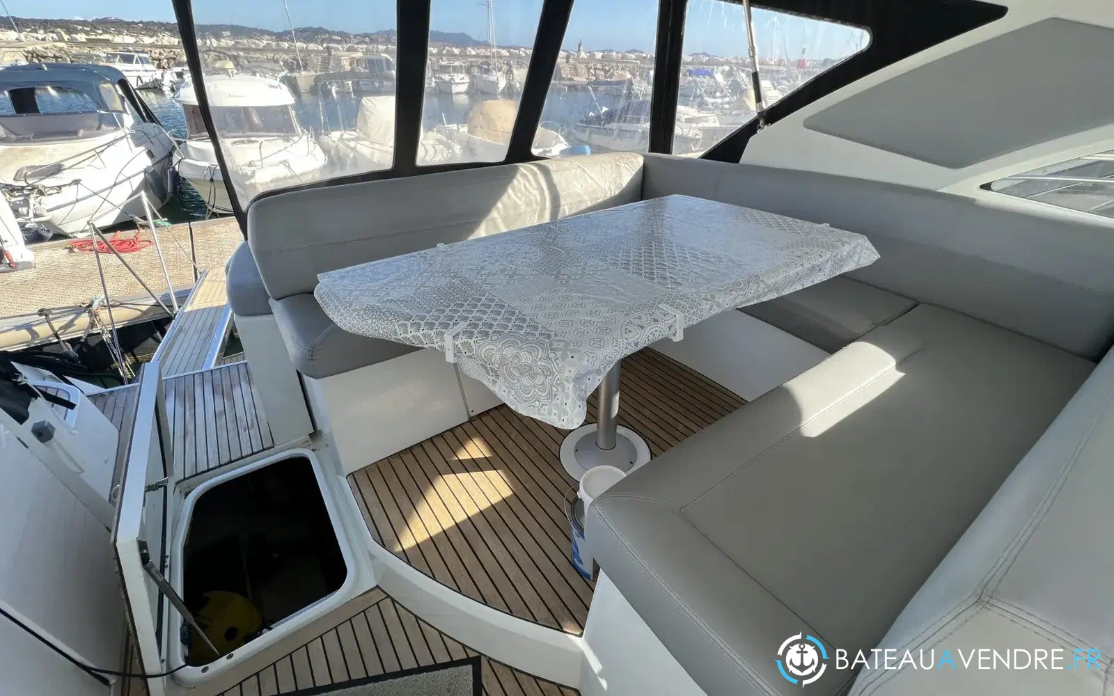 slider 4 Beneteau Monte Carlo 42
