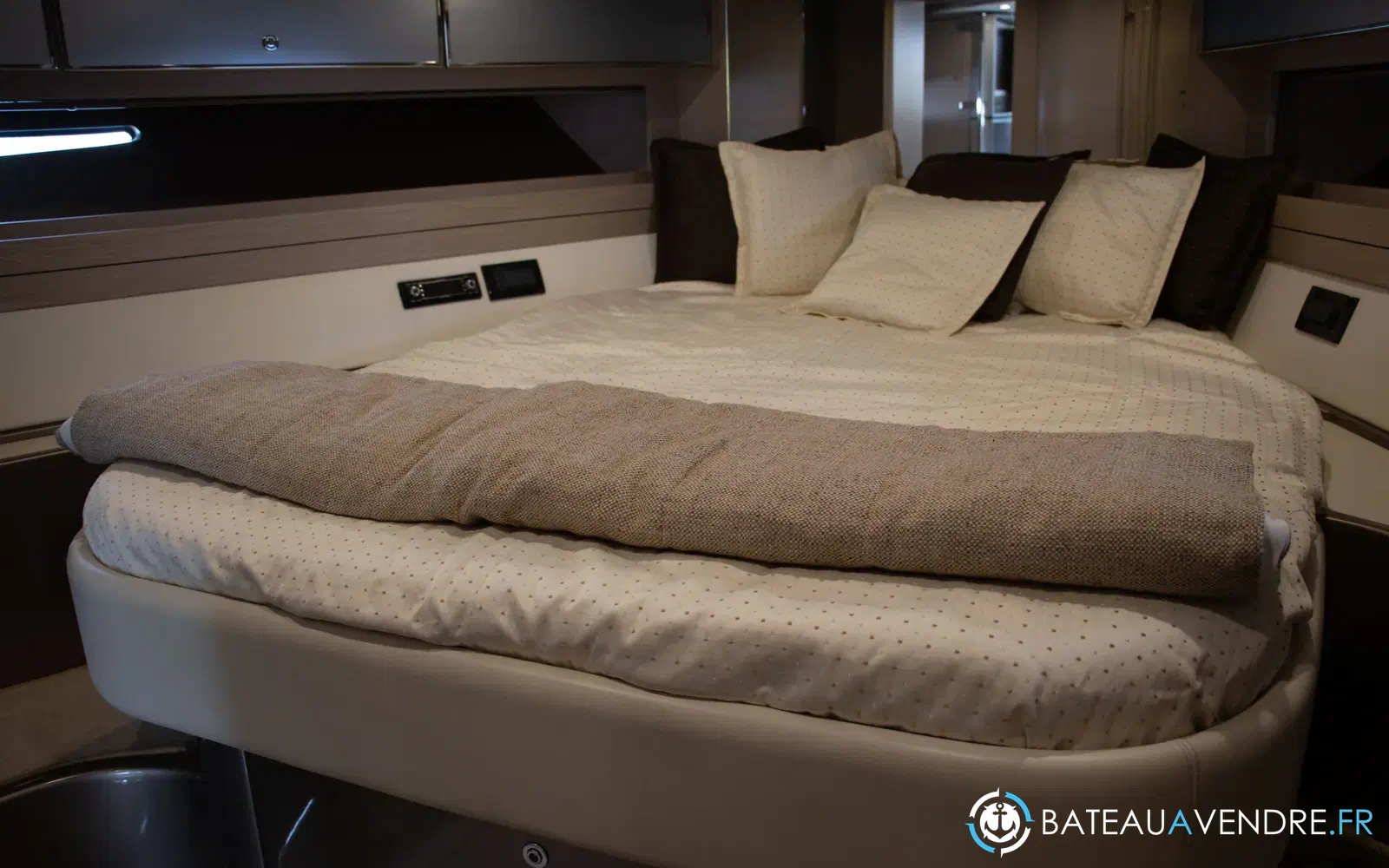 slider 11 Riva le 52