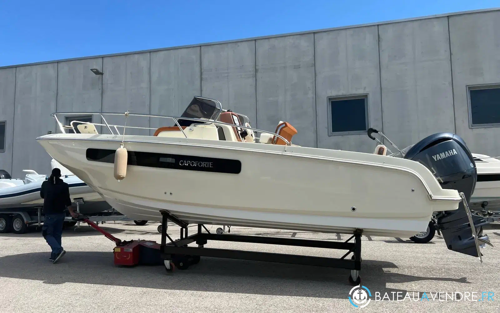 slider 0 Invictus Capoforte CX 240