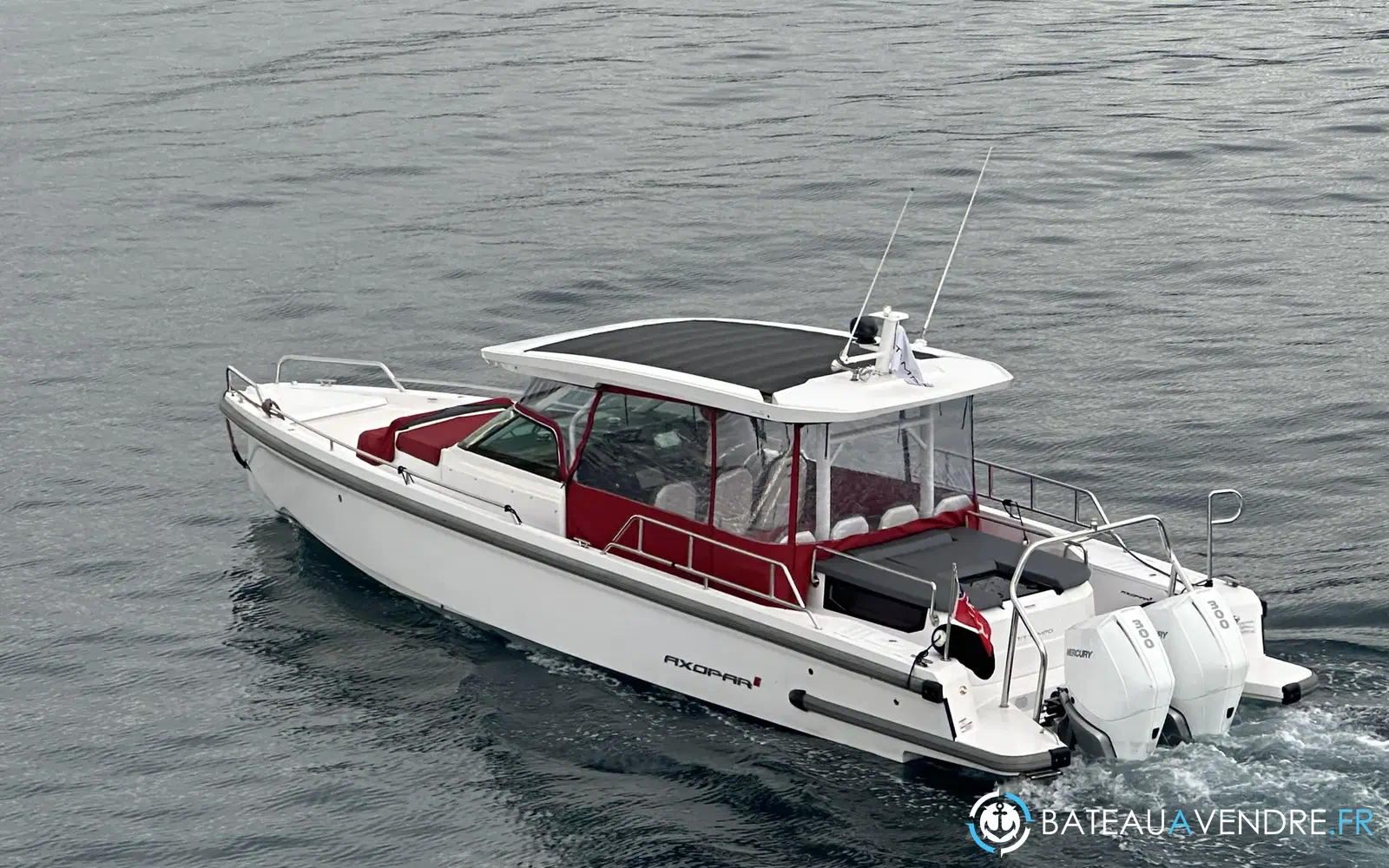 slider 1 Axopar 37 ST