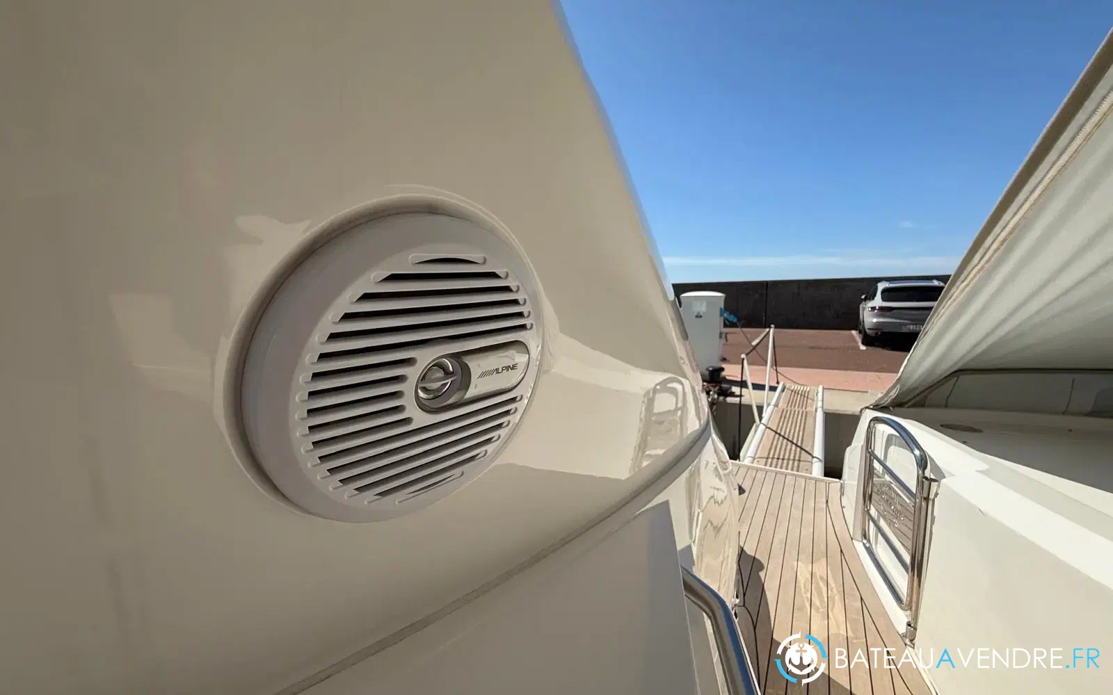 slider 10 Sunseeker Portofino 53