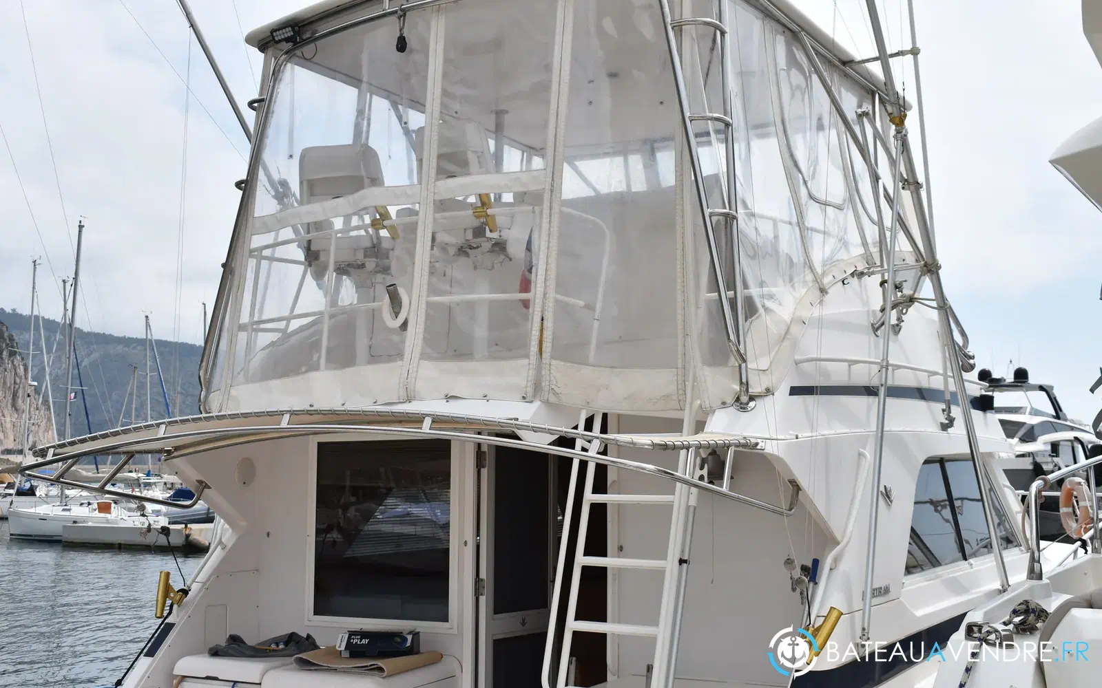 slider 11 Bertram 46 Convertible