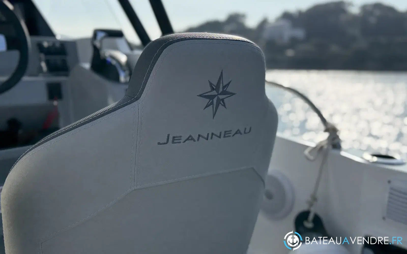 slider 14 Jeanneau Cap Camarat 7.5 WA