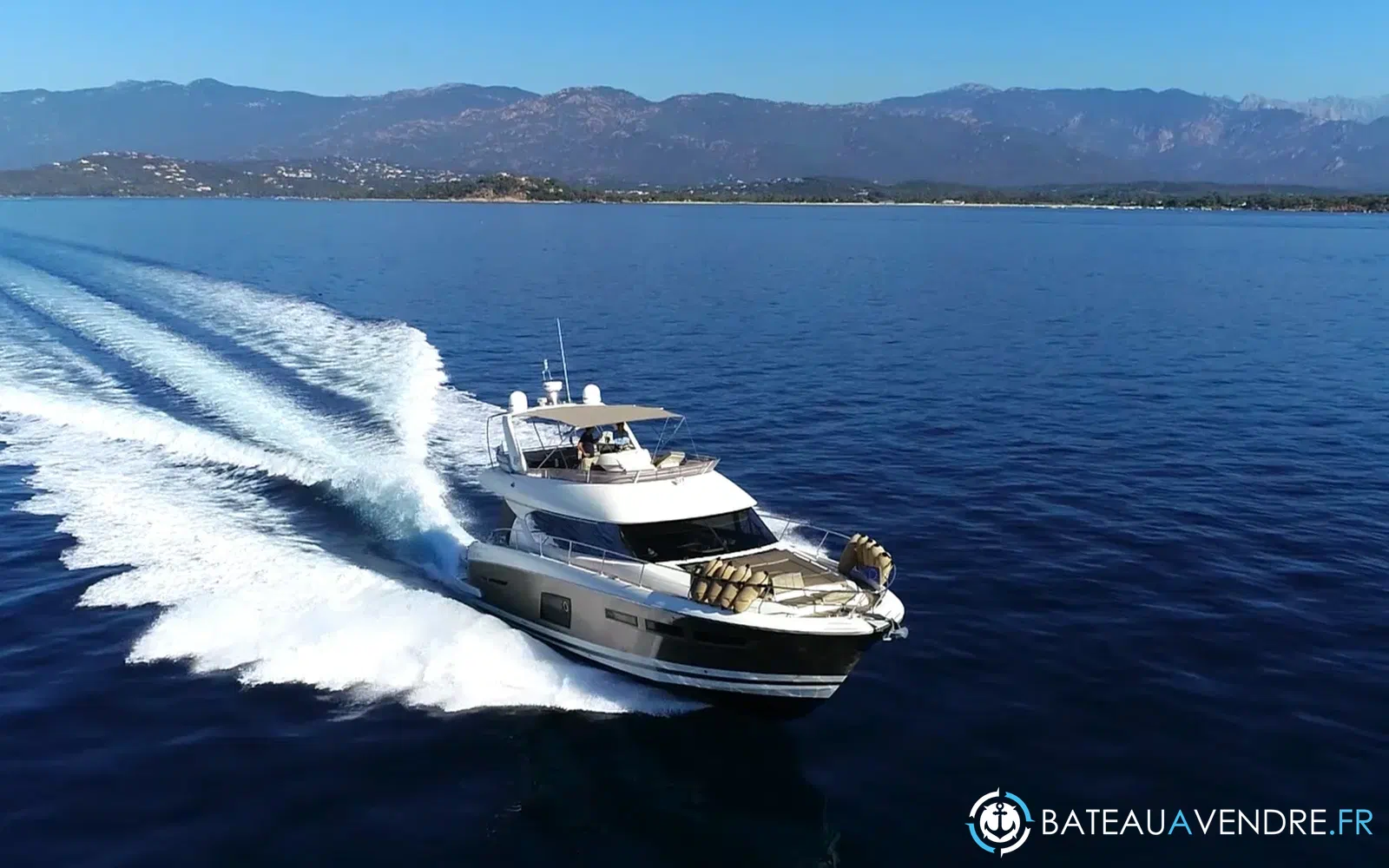 slider 0 Prestige Yachts 620 S
