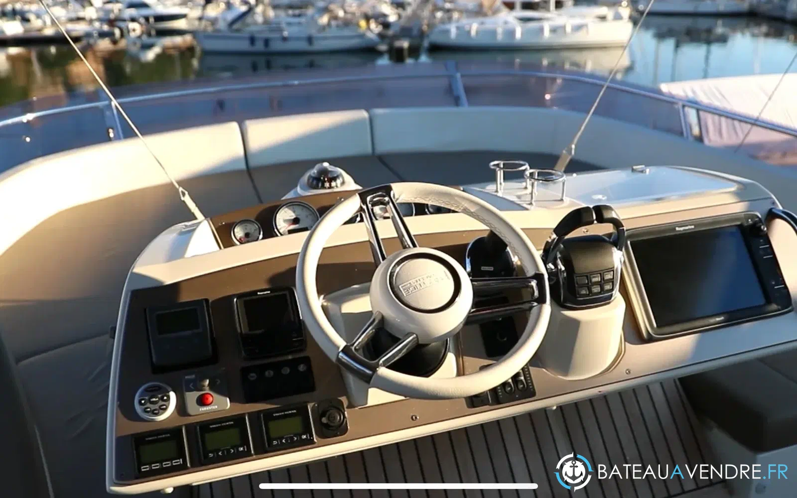 slider 10 Prestige Yachts 620 S