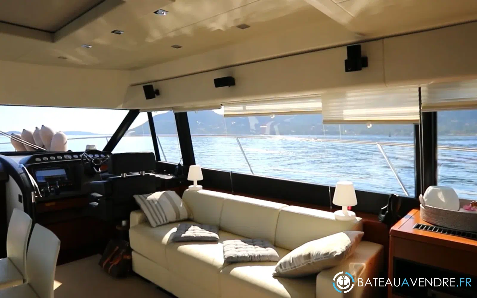 slider 24 Prestige Yachts 620 S